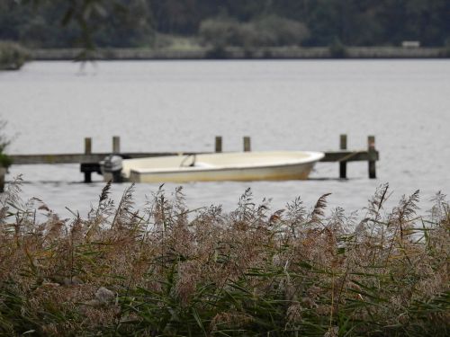 lake water boot