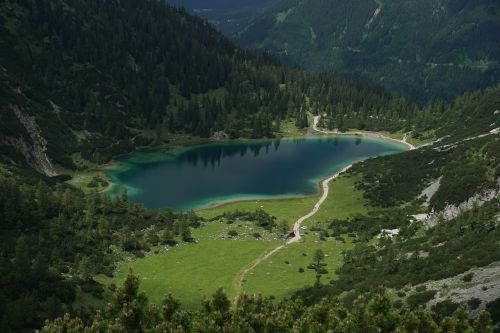 lake mountains alpine