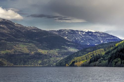 lake alpine mountains
