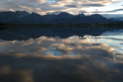 lake reflections mountain panorama
