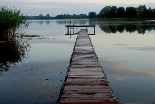 lake bridge the silence