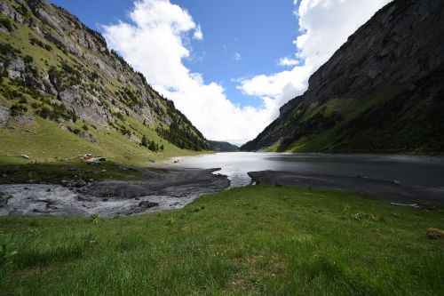 lake mountains landscape