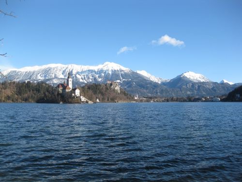 lake mountains castle
