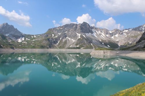 lake bergsee mountains