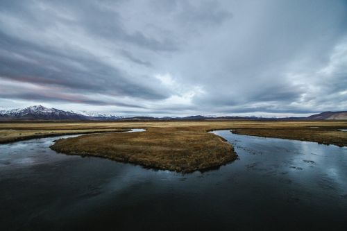 lake water dark