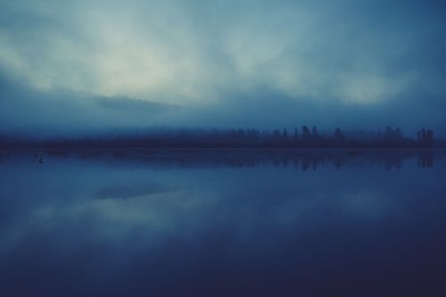 lake water reflection