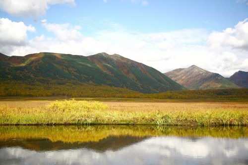 lake mountains sky