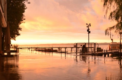 lake sunset lake stage