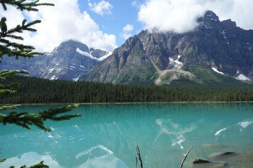 lake canada mirroring