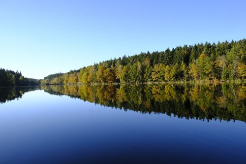 lake water autumn