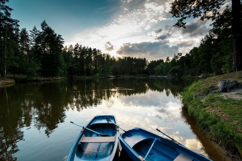 lake boat boats