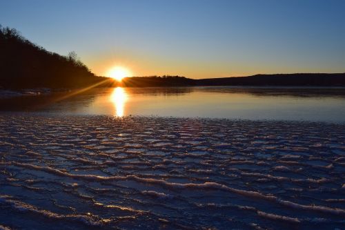 lake sunset frozen