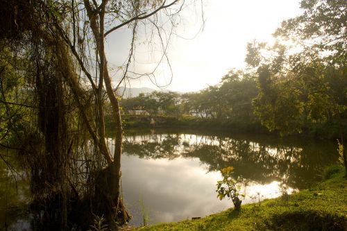 lake colombia landscape