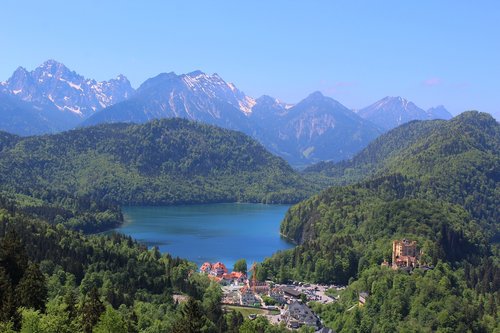 lake  mountains  panorama