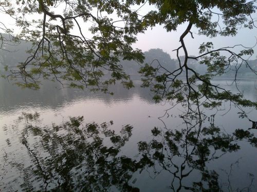 lake water scenic
