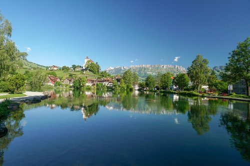 lake  castle  werdenberg