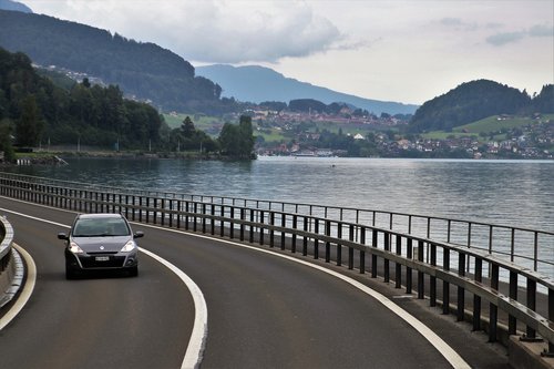 lake  alpine  highway