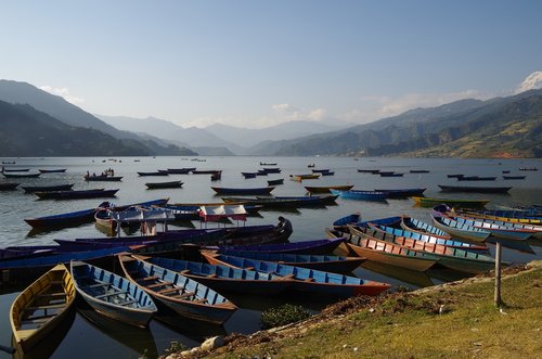 lake  boats  pokhara