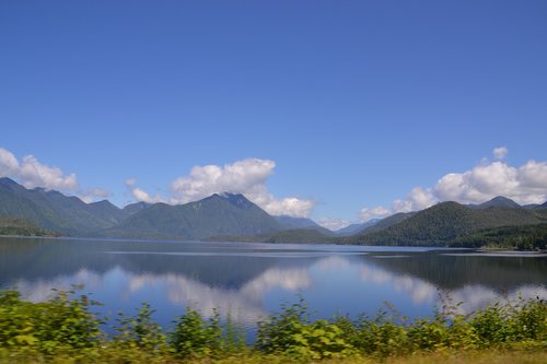 lake  mountain  scenery