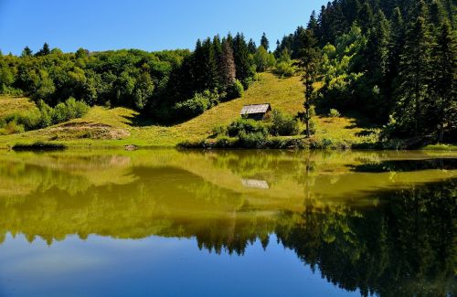 lake hills mountain