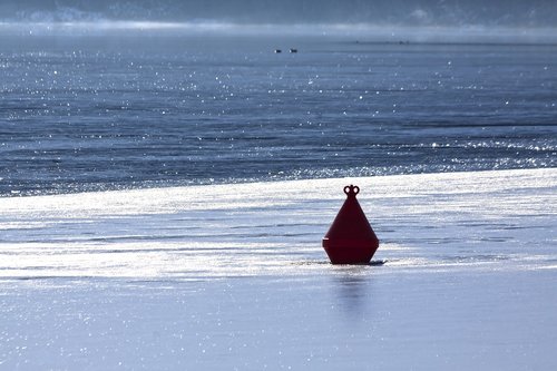 lake  frozen  ice