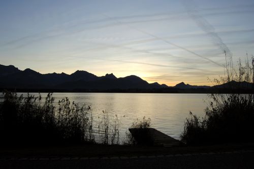 lake mountains landscape