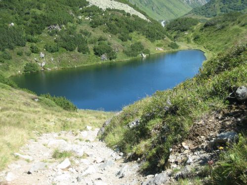 lake alpine mountain