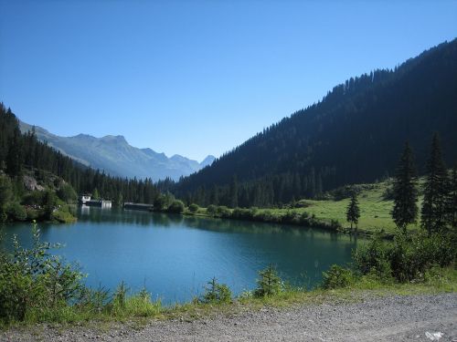 lake alpine mountain