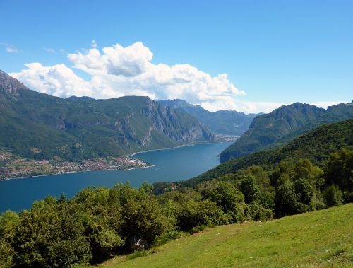 lake como landscape italy