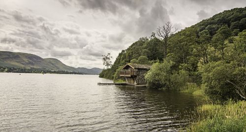 lake district boathouse water