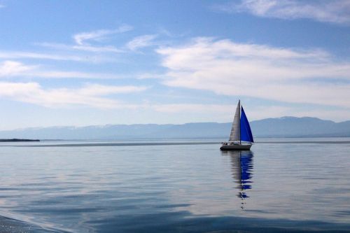 lake geneva lake sail