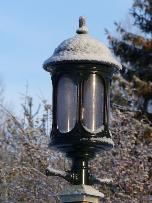 lamp outdoor winter