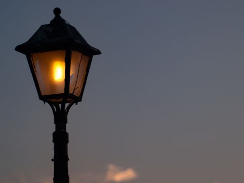 lamppost lantern lighting