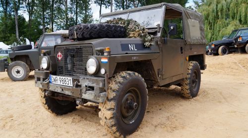 land rover antique auto