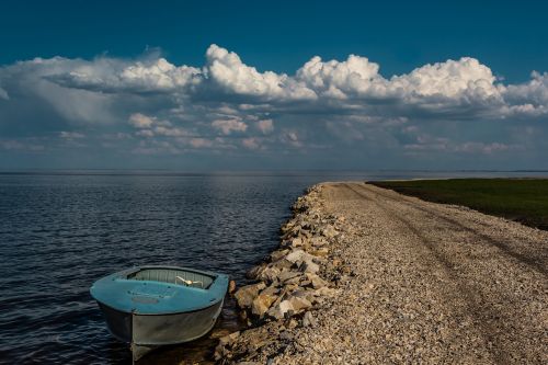 landscape horizon blue sky