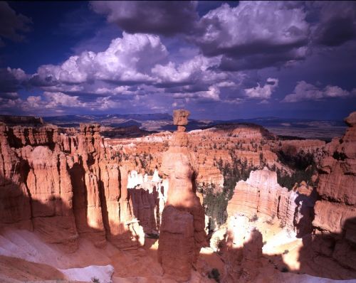 landscape thor's hammer bryce canyon