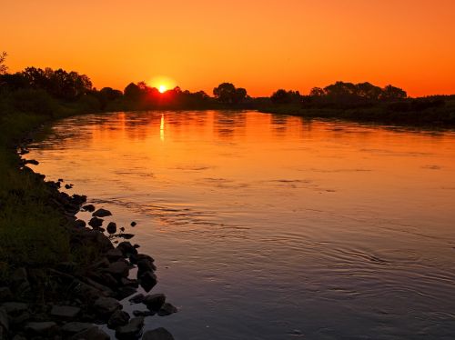 landscape sunrise water