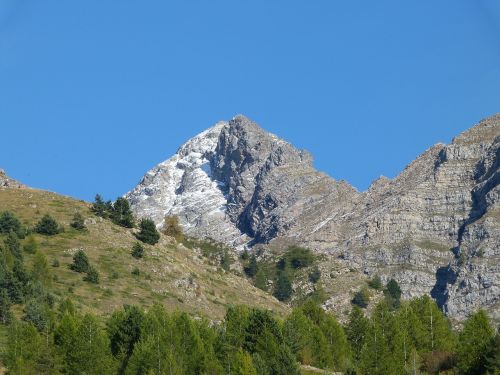 landscape mountain the ecrins national park