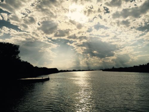 landscape river cloud