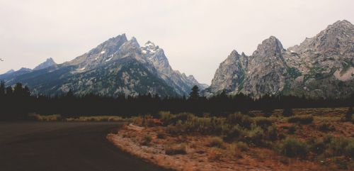 landscape mountains peaks