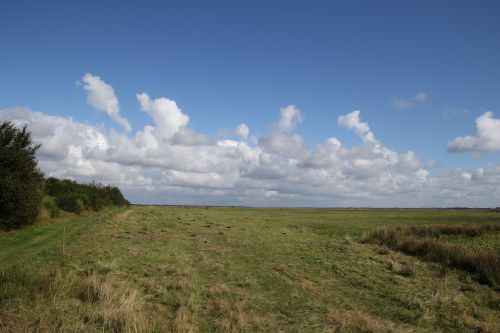 landscape clouds blue