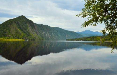 Mountain And A River