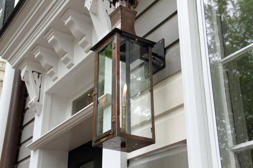 lantern light outdoor