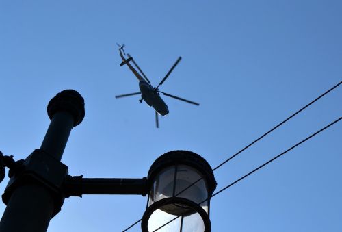lantern helicopter wire