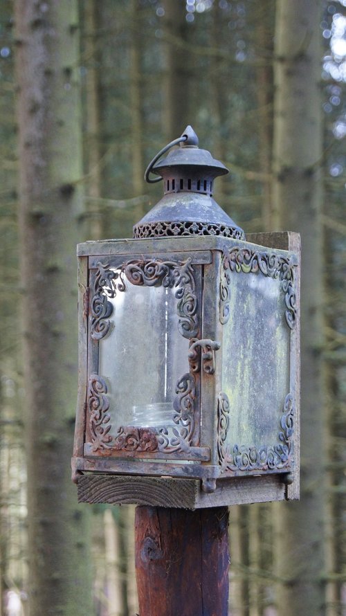 lantern  light  lamp
