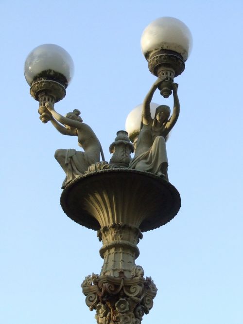 lantern figures light