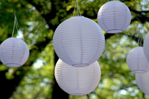 lanterns paper balls