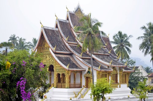 laos  temple  buddha