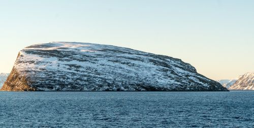 largest rock norway sea