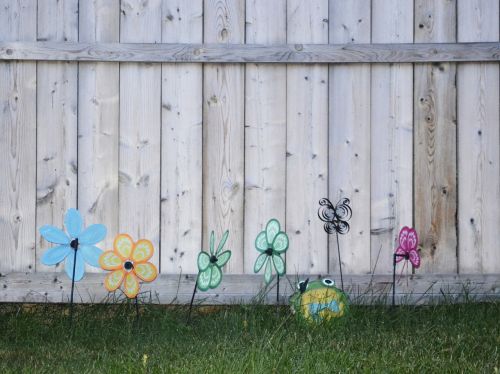 lawn ornaments flowers